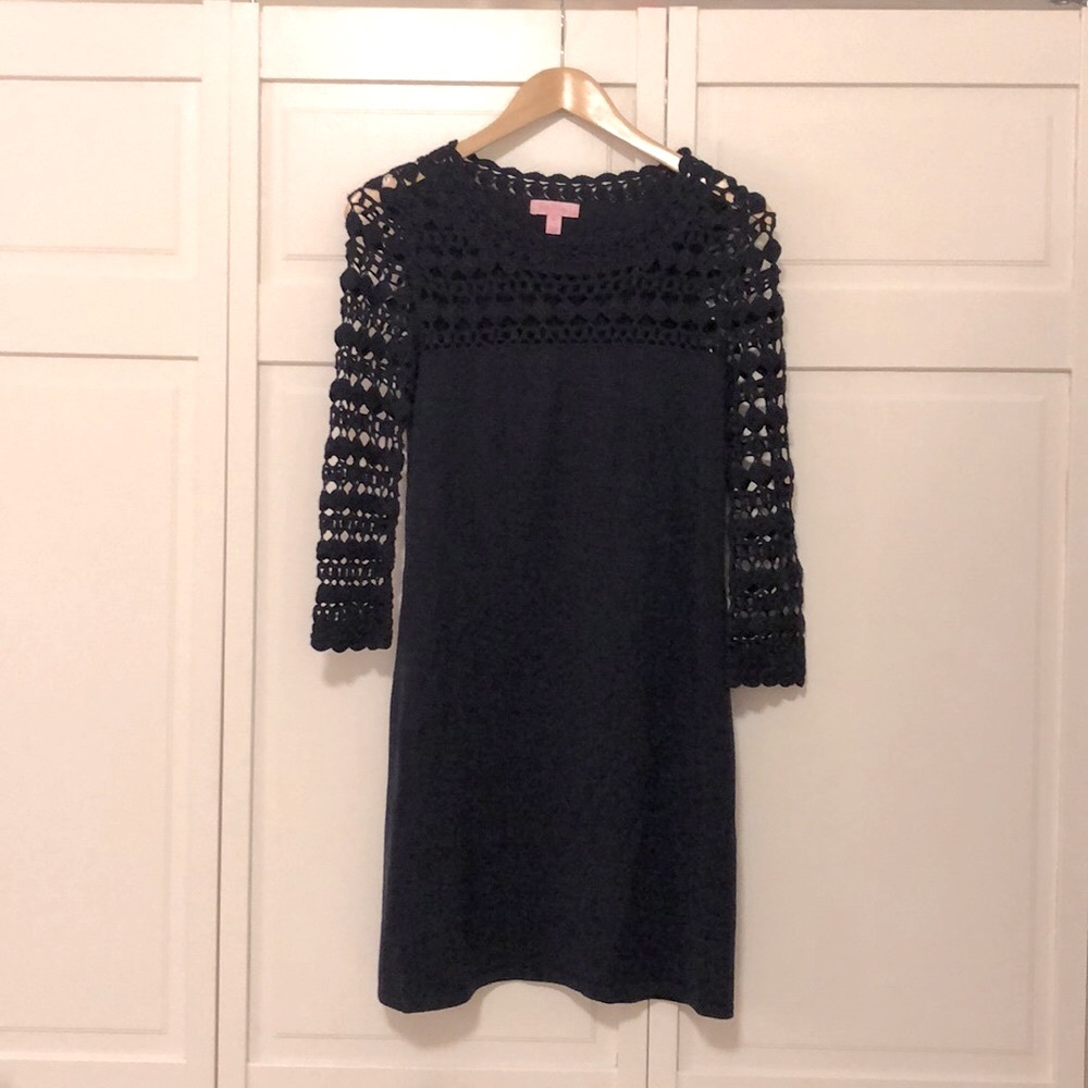 Lily Pulitzer navy blue sweater dress